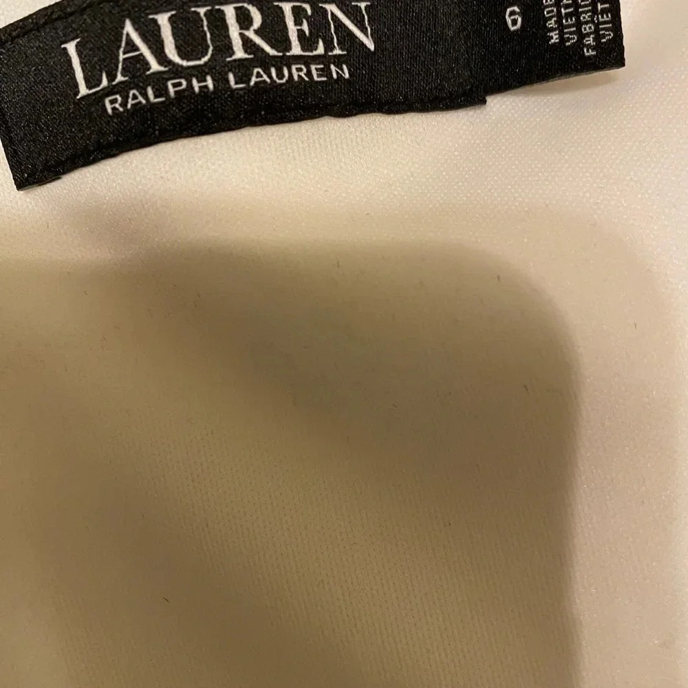 Ralph Lauren Classic Sheath Sleeveless White Embossed Print Lined Dress, Size 6 - Picture 6 of 8